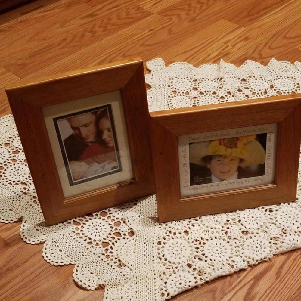Pr Wood Photo Frames